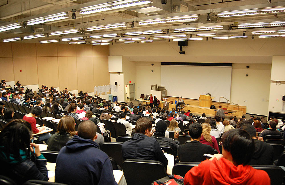 College Talks: Choosing the Right Business